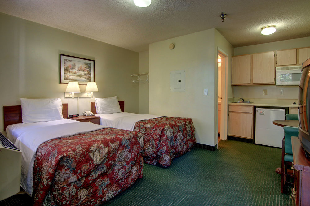 Intown Suites Extended Stay Raleigh Nc - Capital Blvd Kültér fotó